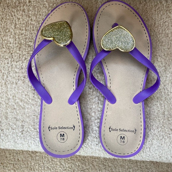No Boundaries and Sole Selection Women's Lilac and Purple Sandals Set - Picture 3 of 4